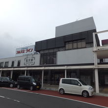 塩尻駅の東側です。