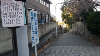 愛染堂勝鬘院(愛染さん)に至る