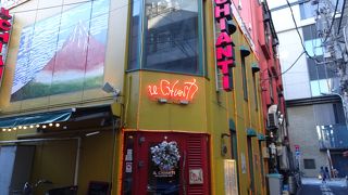 レトロな雰囲気のイタリアン