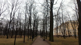 血の上の救世主教会からすぐ