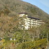 山奥の静かな環境のホテルでした。
