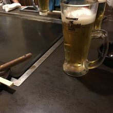 まずはビールで乾杯