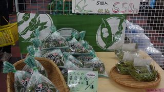 ツアー客が立ち寄るドライブイン