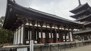 堂内の諸仏が最大の魅力、全て国宝です