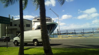 空港からワイキキへ送迎バス