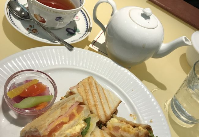 船橋西武3階のカフェ