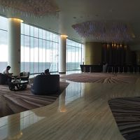 フロントからはマニラ湾が一望できます