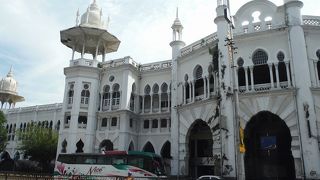 歴史を感じる建物