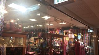 カラカラ 帝国ホテル