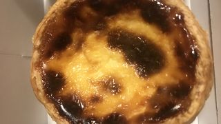 マカオ・アンドリューのエッグタルトを鶴橋駅構内で