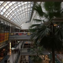 大きな吹き抜け