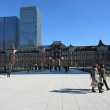 鮮やか、赤レンガ