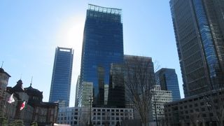 KITTEと同居している東京中央郵便局