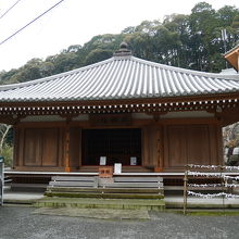 護摩行を行われる化城院