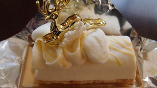 高級感漂うお洒落なケーキ