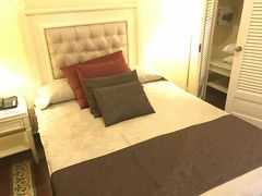 ホテル イングラテッラ 写真