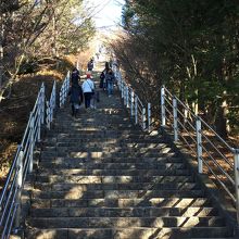 400段の咲くや姫階段