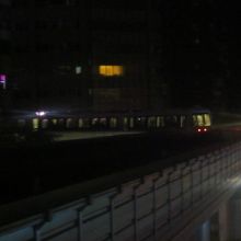 本当はもっと良いカメラ持参での撮影をお勧めしたい駅ですが…