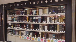 世界のお酒がズラリ