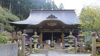 山奥にある静かなお寺