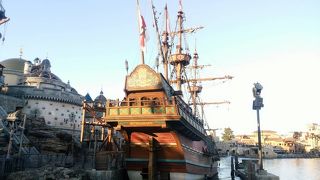 要塞などを探検