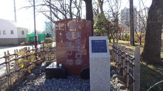 歌舞伎好きの人は心引かれるでしょう。