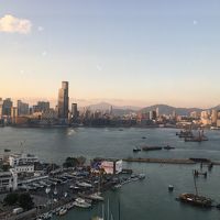 18階オーシャンビュー、夕方の九龍半島
