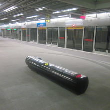 頂埔駅ホームの様子