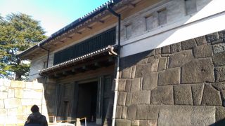 一般参観の際の出入り口です