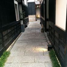 雰囲気のある横道