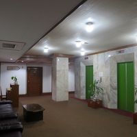 客室階のエレベーターホールや…