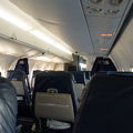 小型プロペラ機ですが快適なフライトでした