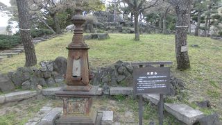 １００年の歴史を見せる錆びた姿