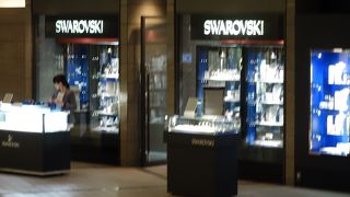 スワロフスキー 渋谷