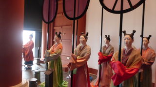 手に取れるものもあった