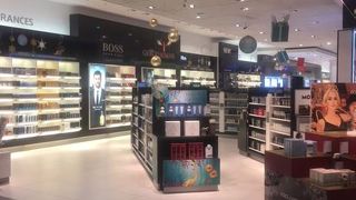 フランクフルト・マイン国際空港に入っている免税店