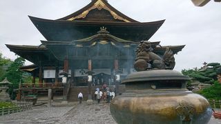 一度は行きたい善光寺