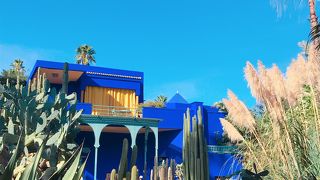 サンローラン美術館にも行った方が良い