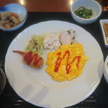 朝ごはん。種類は申し分なし