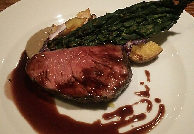 大人の空間でおいしいお食事を