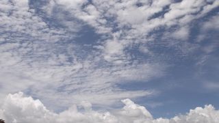 現地の方は日本語の歌も歌ってくれる