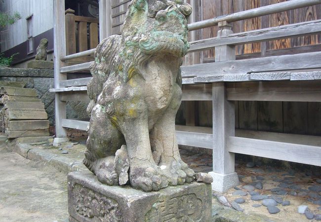見事な彫刻　荒砂神社