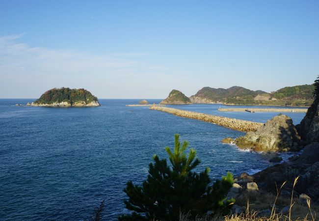 岡見公園では白石島・今子海岸風景とセットで紹介されていました