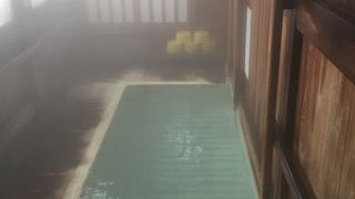 【山形】足元自噴の山形蔵王の湯