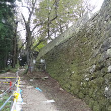 改修中の石垣