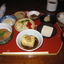 揚げ出し豆腐だけ美味しかった