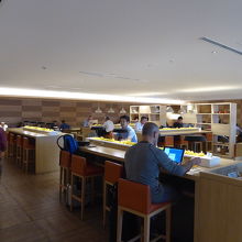 皆さんゆっくりと寛いでいます