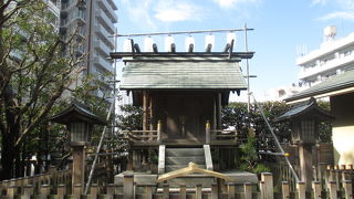 ここには弁財天が祀られています。