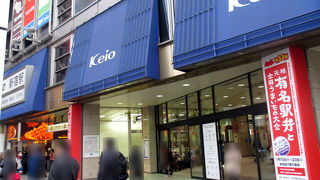 今日の夕食はカニに決定。