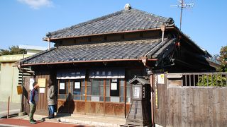 古民家の一里塚